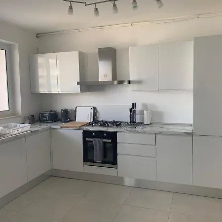 New, Beautiful Modern 3 Bed Near The Sea Frount * Σεντ Πόλς Μπέι